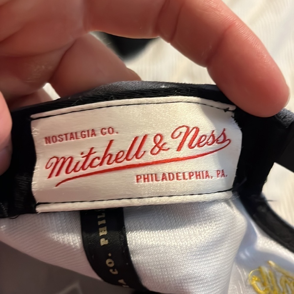 Mitchell & Ness SnapBack hat NBA - Picture 6 of 6